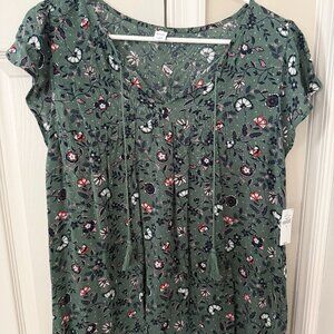 Old Navy Women's Short Sleeve Top (Green Multi color, floral pattern), Size M
